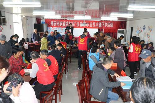 明星下乡助阵脱贫攻坚,共筑脱贫梦——明星下乡助力脱贫攻坚纪实