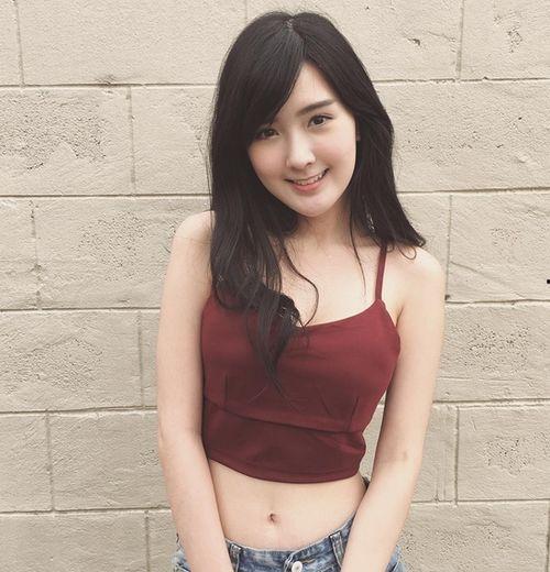 重庆原创女网红是谁,她是如何走红网络的？